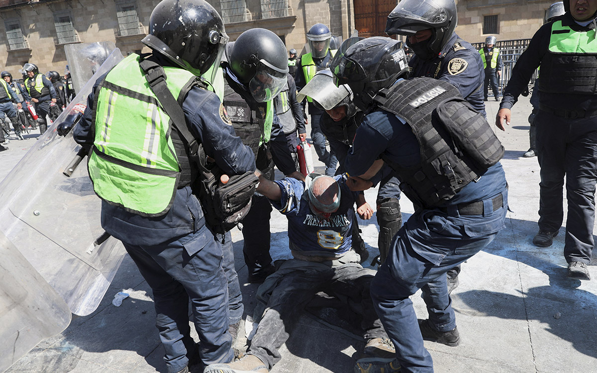 Policía CDMX identifica 18 casos de abuso y violencia contra manifestantes