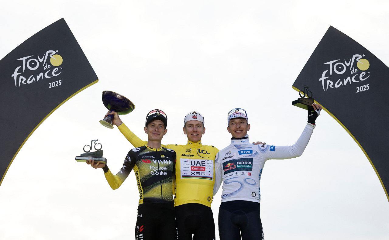 Tadej Pogacar se consolidó en el 2025 como el rey del ciclismo mundial | Video