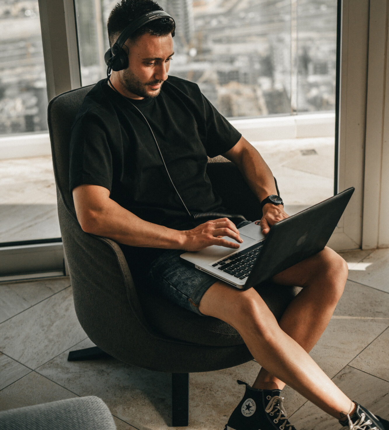 Crazy Nutz presenta ‘Club Control’: la evolución sonora de Jesus Montalvo